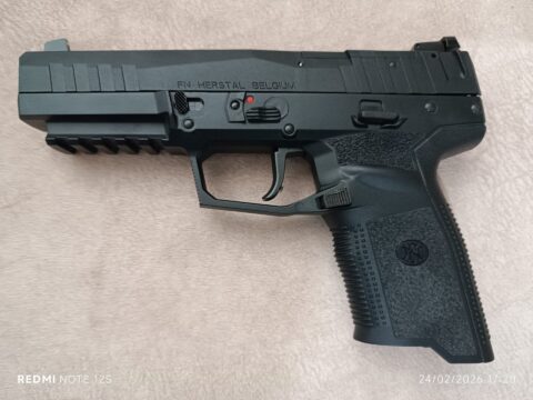 Satılık TABANCA – FN Five-seven – 5.7×28mm – Taşıma Ruhsatlı – Ankara – İlan 30472 – Görsel 30475
