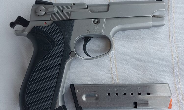 Satılık TABANCA – Smith & Wesson 5906 – 9mm (9x19mm) – Bulundurma Ruhsatlı – Adana – İlan 28100 – Görsel 28101