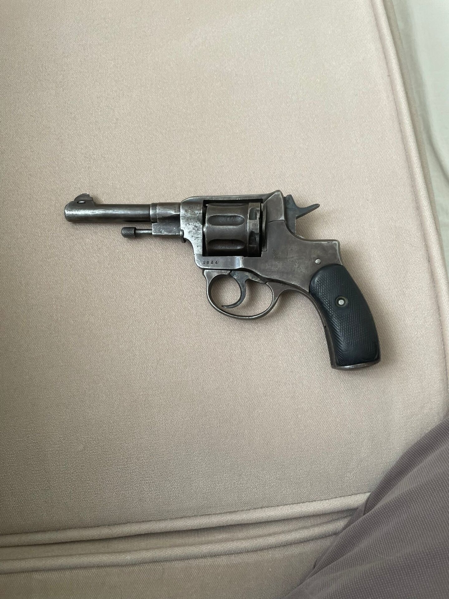 Satılık TABANCA – Nagant M1895 – 7.62mm Nagant – Bulundurma Ruhsatlı – İstanbul – İlan 30333 – Görsel 30334