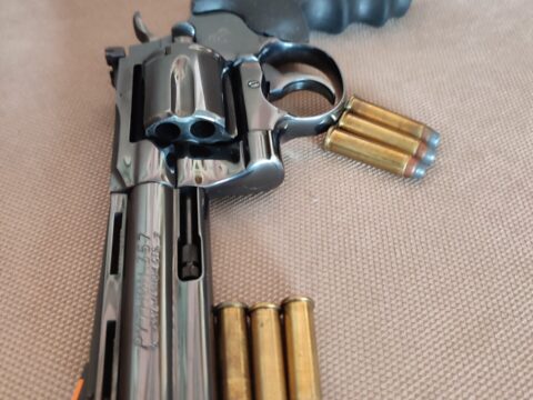 Satılık TABANCA – Colt Python – 357 Magnum – Taşıma Ruhsatlı – İzmir – İlan 28143 – Görsel 28146