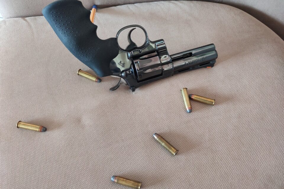 Satılık TABANCA – Colt Python – 357 Magnum – Taşıma Ruhsatlı – İzmir – İlan 28143 – Görsel 28144