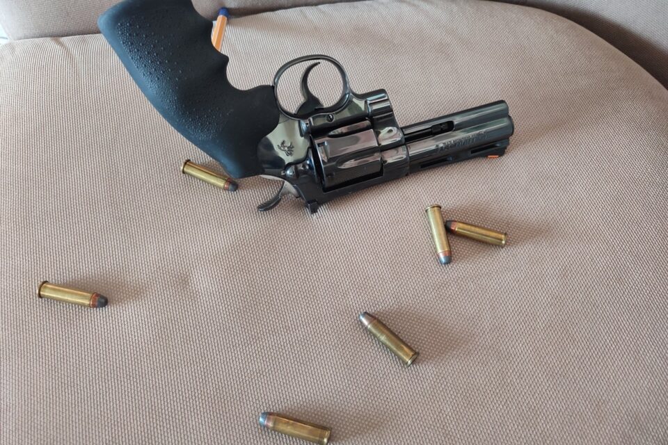 Satılık TABANCA – Colt Python – 357 Magnum – Taşıma Ruhsatlı – İzmir – İlan 28143 – Görsel 28145