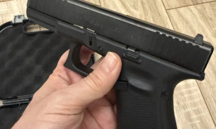 Satılık TABANCA – Glock 19 – 9mm (9x19mm) – Taşıma Ruhsatlı – İstanbul – İlan 27975 – Görsel 27978