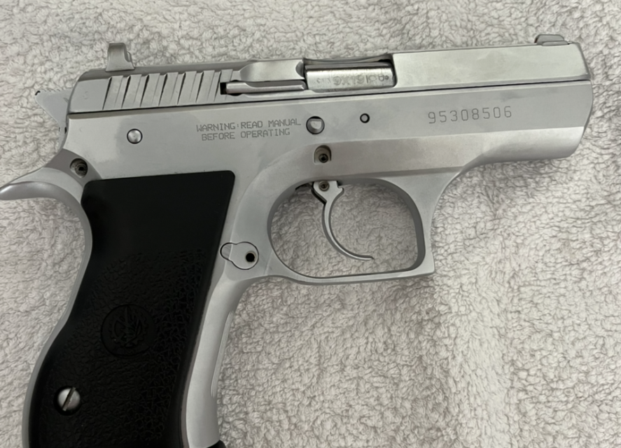 Satılık TABANCA – IMI (Israel Military Industries) – 9mm (9x19mm) – Bulundurma Ruhsatlı – Ankara – İlan 28334 – Görsel 28337