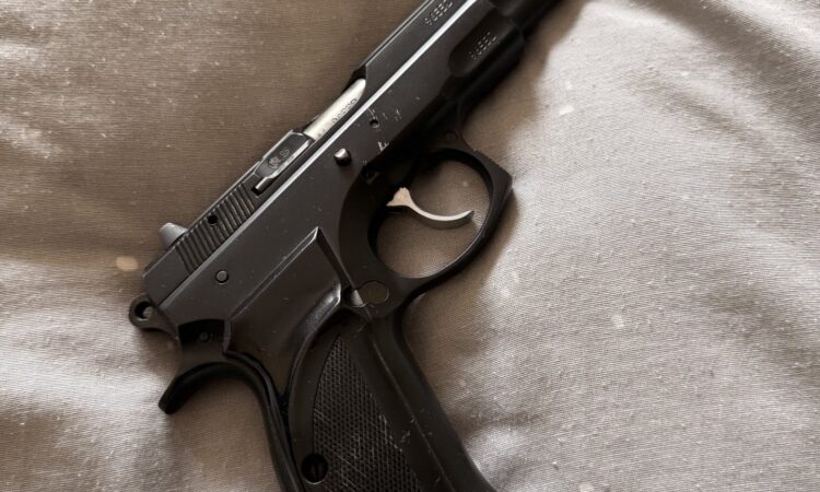 Satılık TABANCA – CZ 75 – 9mm (9x19mm) – Bulundurma Ruhsatlı – İzmir – İlan 27171 – Görsel 27175