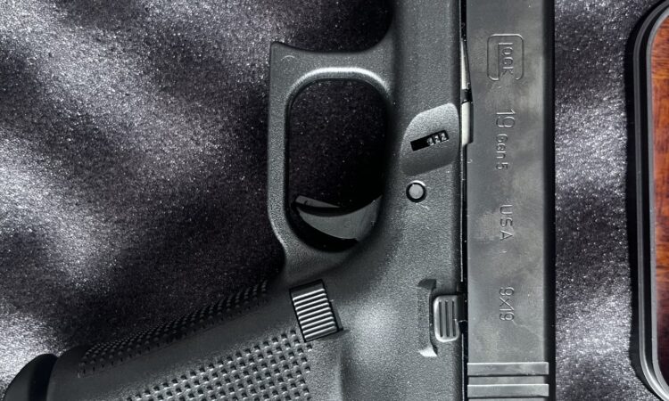 Satılık TABANCA – Glock 19 – 9mm (9x19mm) – Taşıma Ruhsatlı – Van – İlan 28031 – Görsel 28032