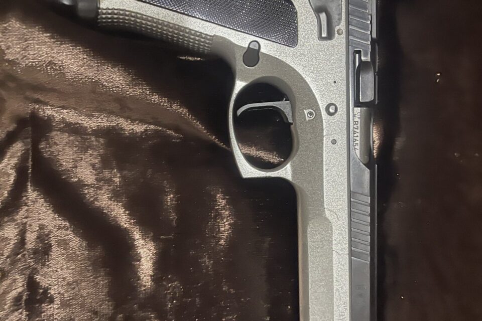 Satılık TABANCA – CZ 75 – 9mm (9x19mm) – Taşıma Ruhsatlı – İstanbul – İlan 30497 – Görsel 30498