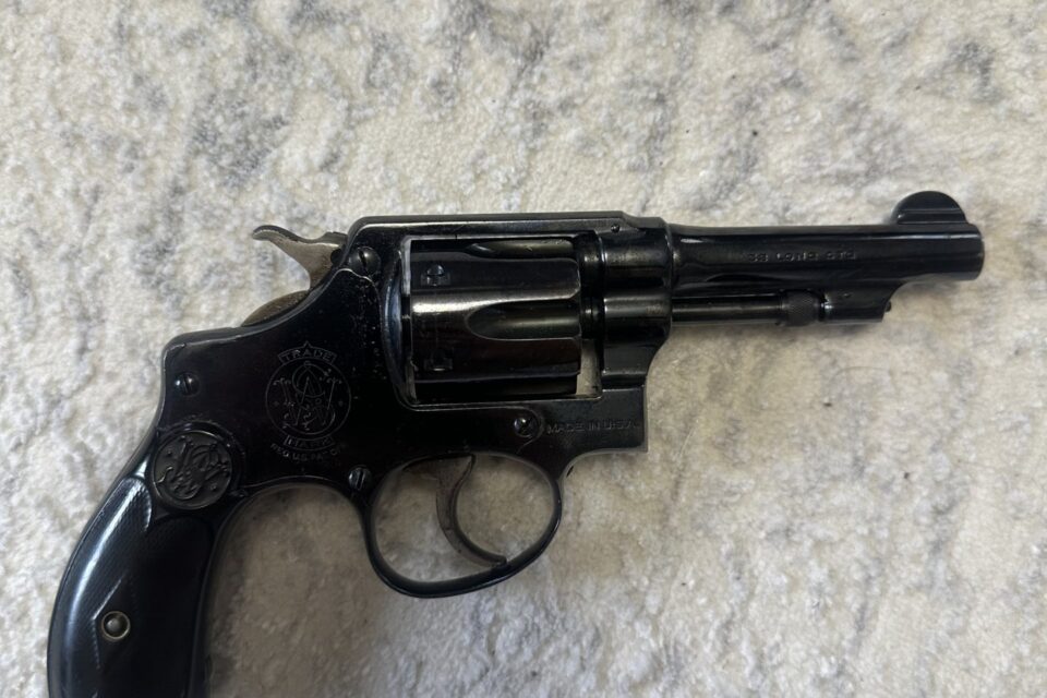 Satılık TABANCA – Smith & Wesson Model 10 – 38 Special – Bulundurma Ruhsatlı – Rize – İlan 30737 – Görsel 30738