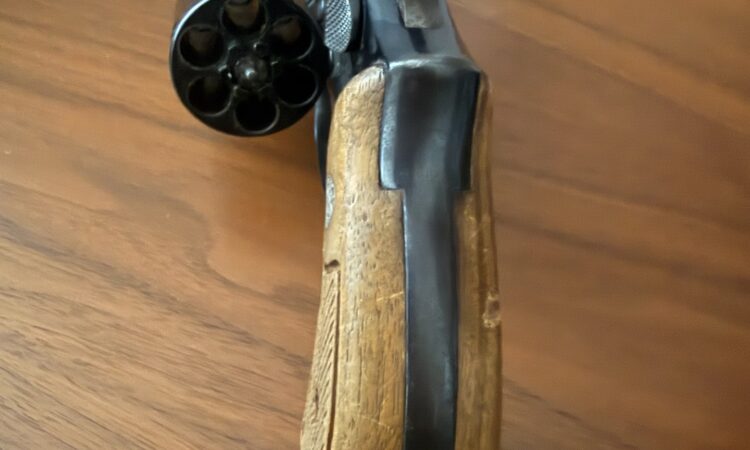 Satılık TABANCA – Smith & Wesson Model 10 – 38 Special – Bulundurma Ruhsatlı – İzmir – İlan 27341 – Görsel 27342