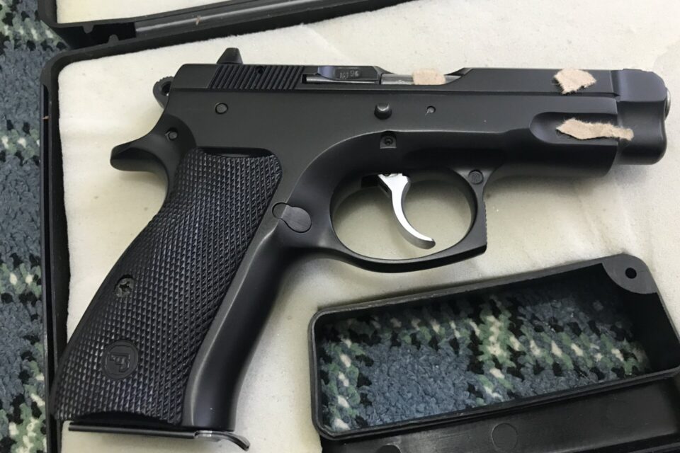 Satılık TABANCA – CZ 75 – 9mm (9x19mm) – Bulundurma Ruhsatlı – Manisa – İlan 28739 – Görsel 28748