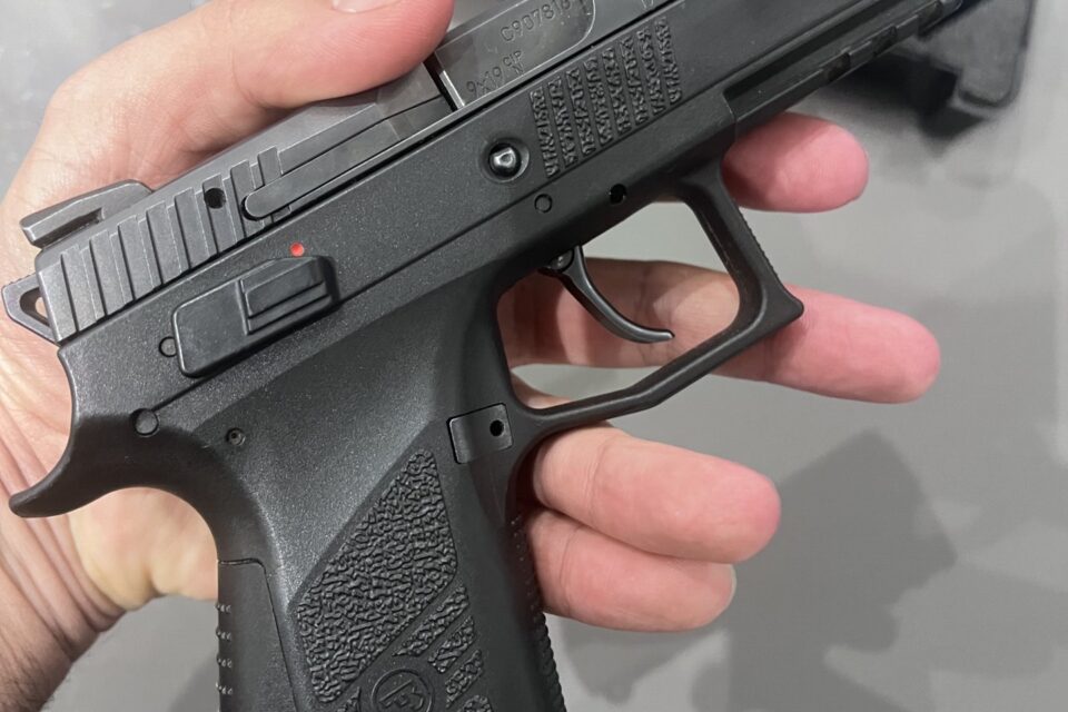 Satılık TABANCA – CZ P-07 – 9mm (9x19mm) – Taşıma Ruhsatlı – İstanbul – İlan 26947 – Görsel 26948