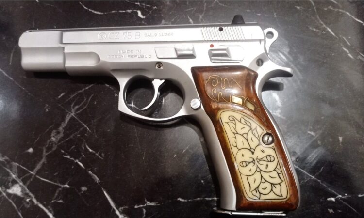 Satılık TABANCA – CZ 75 – 9mm (9x19mm) – Taşıma Ruhsatlı – Ankara – İlan 33057 – Görsel 33059