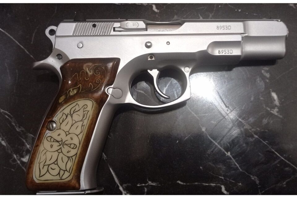 Satılık TABANCA – CZ 75 – 9mm (9x19mm) – Taşıma Ruhsatlı – Ankara – İlan 33057 – Görsel 33058