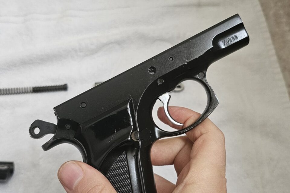 Satılık TABANCA – CZ 75 – 9mm (9x19mm) – Taşıma Ruhsatlı – Tekirdağ – İlan 32632 – Görsel 32634