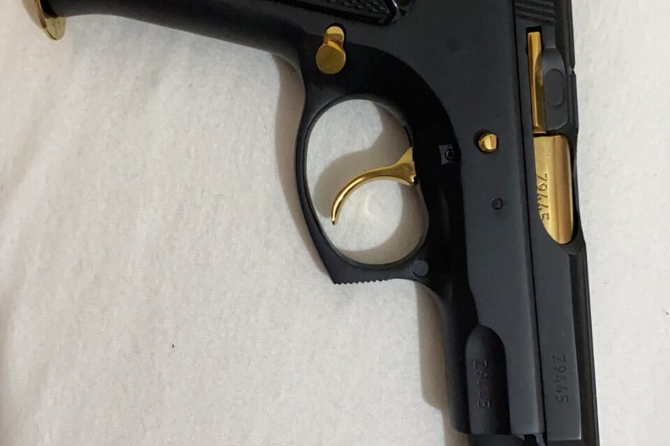 Satılık TABANCA – CZ 75 – 9mm (9x19mm) – Bulundurma Ruhsatlı – Sinop – İlan 33007 – Görsel 33011