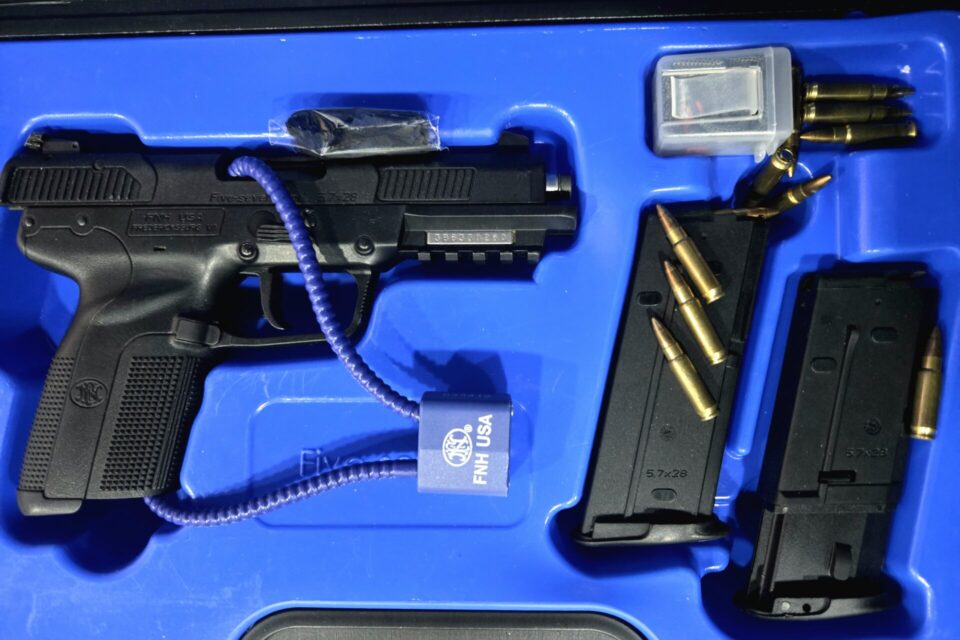 Satılık TABANCA – FN Five-seven – 5.7×28mm – Bulundurma Ruhsatlı – Mardin – İlan 31408 – Görsel 31409