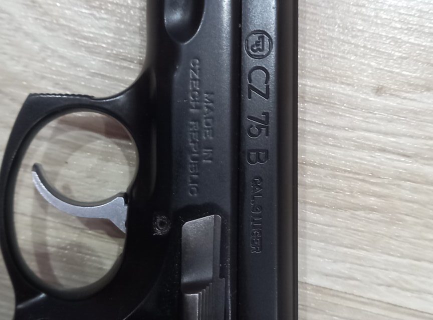Satılık TABANCA – CZ 75 – 9mm (9x19mm) – Taşıma Ruhsatlı – Antalya – İlan 34141 – Görsel 34142