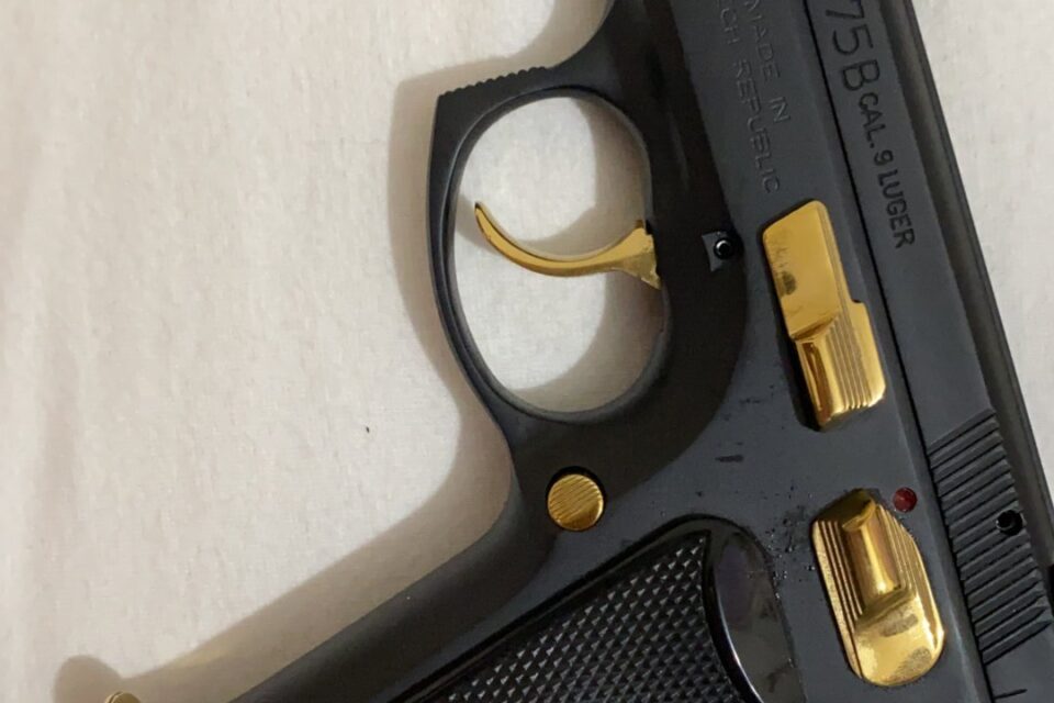 Satılık TABANCA – CZ 75 – 9mm (9x19mm) – Bulundurma Ruhsatlı – Sinop – İlan 33007 – Görsel 33010