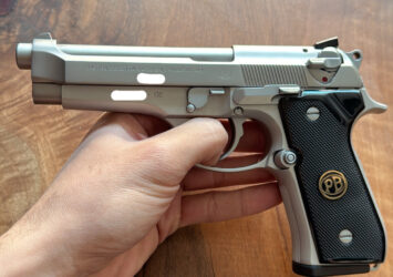 Satılık TABANCA – Beretta 92 – 9mm (9x19mm) – Taşıma Ruhsatlı – İstanbul – İlan 31986 – Görsel 31987