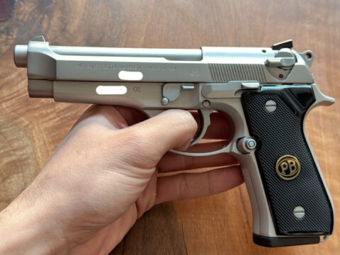 Satılık TABANCA – Beretta 92 – 9mm (9x19mm) – Taşıma Ruhsatlı – İstanbul – İlan 31986 – Görsel 31987