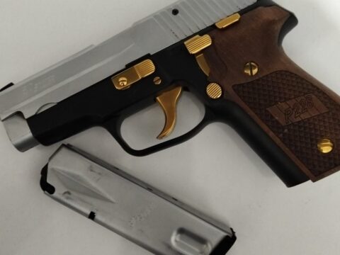 Satılık TABANCA – Sig Sauer P228 – 9mm (9x19mm) – Bulundurma Ruhsatlı – Adana – İlan 31375 – Görsel 31376