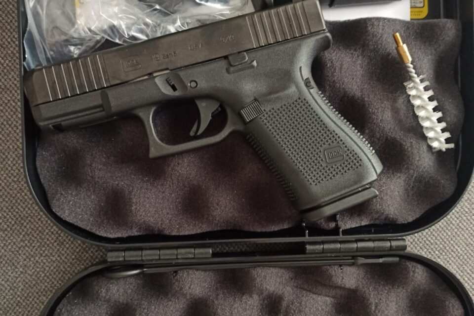 Satılık TABANCA – Glock 19 – 9mm (9x19mm) – Taşıma Ruhsatlı – İstanbul – İlan 33400 – Görsel 33401
