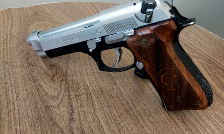 Satılık TABANCA – Beretta 92 – 9mm (9x19mm) – Taşıma Ruhsatlı – Ankara – İlan 33867 – Görsel 33873