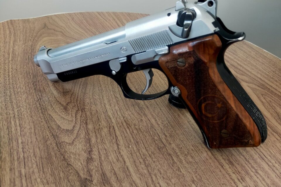 Satılık TABANCA – Beretta 92 – 9mm (9x19mm) – Taşıma Ruhsatlı – Ankara – İlan 33867 – Görsel 33873