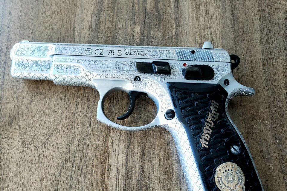 Satılık TABANCA – CZ 75 – 7.65mm (.32 ACP) – Taşıma Ruhsatlı – Kahramanmaraş – İlan 33951 – Görsel 33956