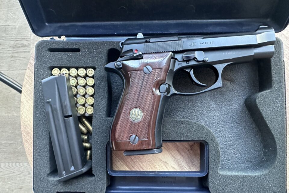 Satılık TABANCA – Beretta 81 – 7.65mm (.32 ACP) – Bulundurma Ruhsatlı – İstanbul – İlan 31852 – Görsel 31854