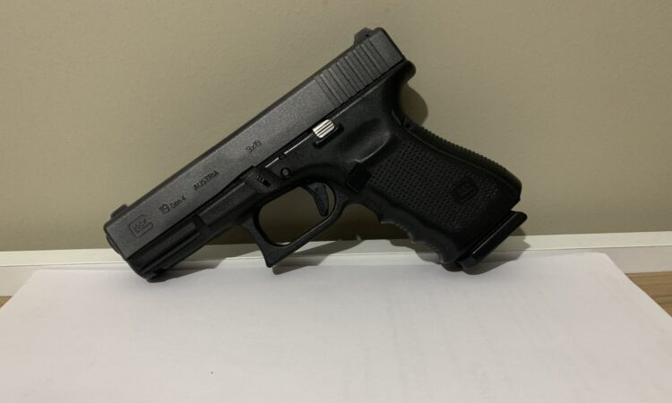 Satılık TABANCA – Glock 19 – 9mm (9x19mm) – Taşıma Ruhsatlı – İstanbul – İlan 33729 – Görsel 33731