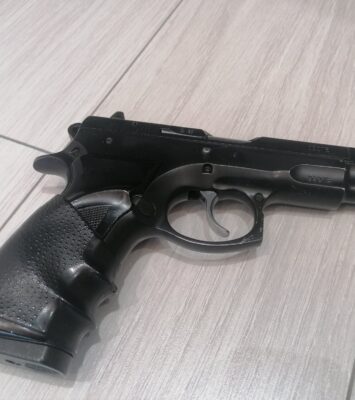 Satılık TABANCA – CZ 75 – 9mm (9x19mm) – Taşıma Ruhsatlı – Ankara – İlan 34306 – Görsel 34308