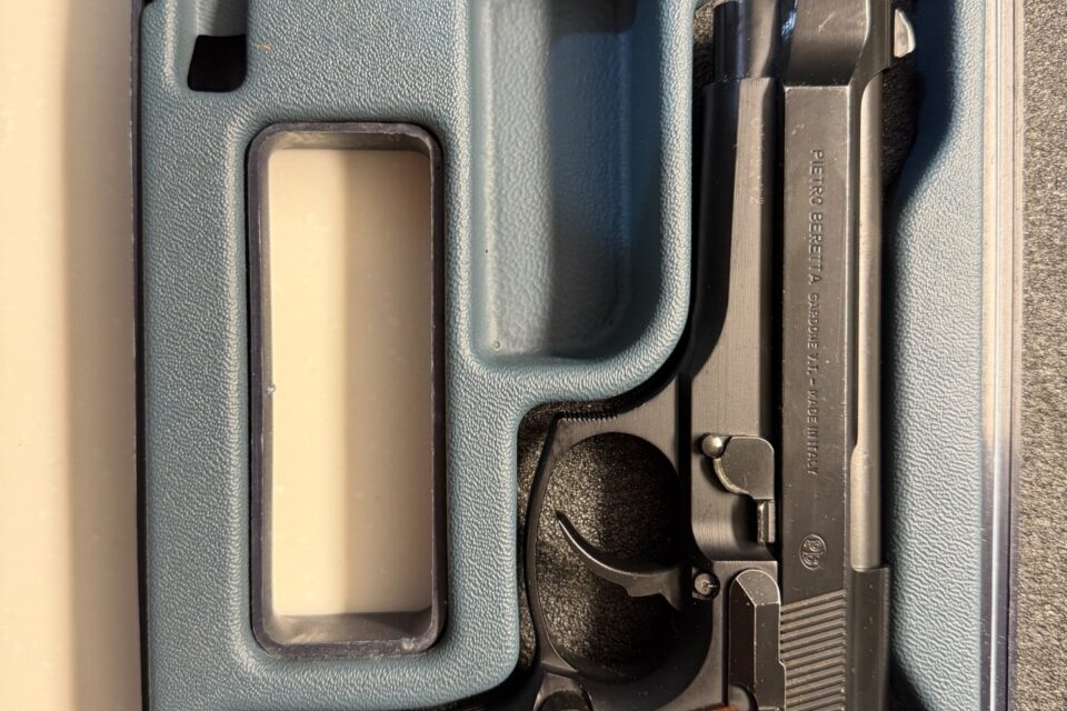 Satılık TABANCA – Beretta 92 – 9mm (9x19mm) – Taşıma Ruhsatlı – Niğde – İlan 31846 – Görsel 31847