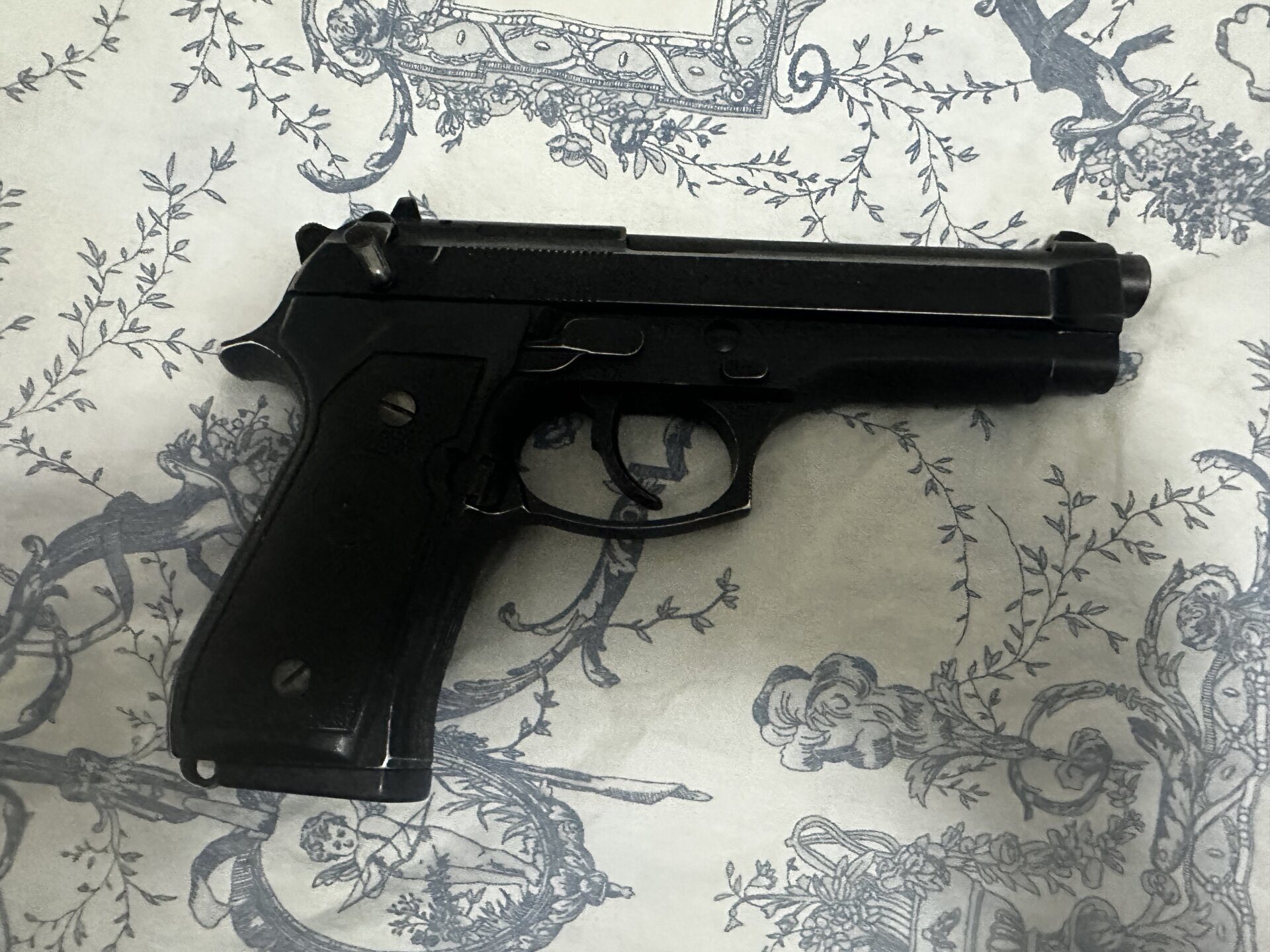 Satılık TABANCA – Beretta 92 – 9mm (9x19mm) – Taşıma Ruhsatlı – İstanbul – İlan 34257 – Görsel 34260