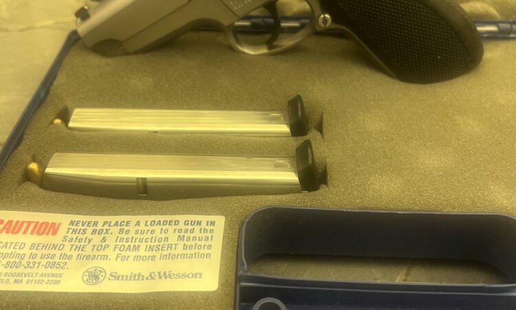 Satılık TABANCA – Smith & Wesson 5906 – 9mm (9x19mm) – Taşıma Ruhsatlı – İstanbul – İlan 34366 – Görsel 34367