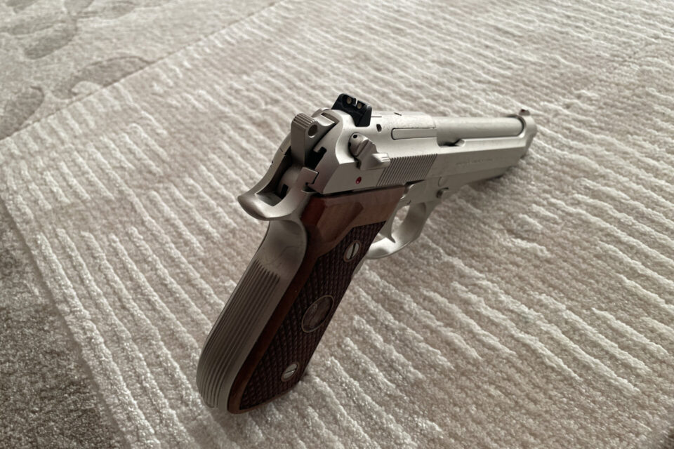 Satılık TABANCA – Beretta 92 – 9mm (9x19mm) – Bulundurma Ruhsatlı – Kocaeli – İlan 32240 – Görsel 32244