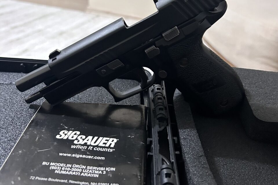 Satılık TABANCA – Sig Sauer P226 – 9mm (9x19mm) – Taşıma Ruhsatlı – İstanbul – İlan 34316 – Görsel 34321