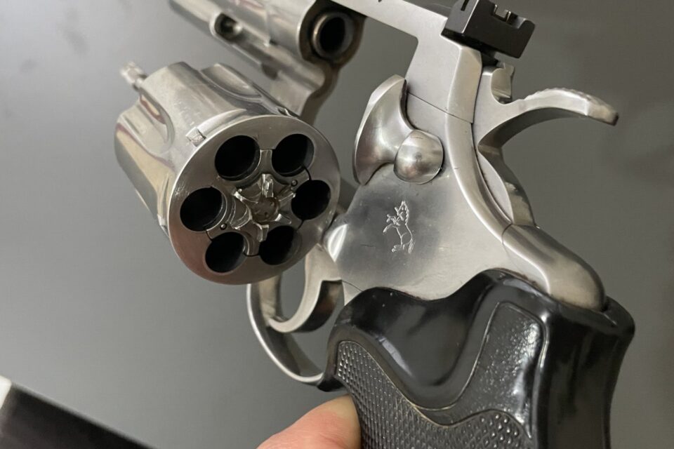 Satılık TABANCA – Colt Python – 357 Magnum – Bulundurma Ruhsatlı – Ağrı – İlan 31178 – Görsel 31180