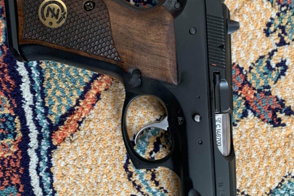 Satılık TABANCA – CZ 75 – 9mm (9x19mm) – Taşıma Ruhsatlı – Sinop – İlan 31608 – Görsel 31610