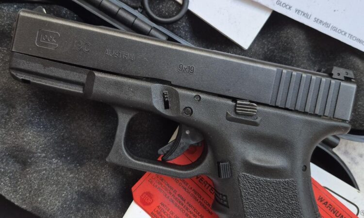 Satılık TABANCA – Glock 19 – 9mm (9x19mm) – Bulundurma Ruhsatlı – Kocaeli – İlan 34455 – Görsel 34458