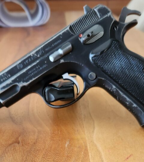 Satılık TABANCA – CZ 75 – 9mm (9x19mm) – Taşıma Ruhsatlı – Çanakkale – İlan 38118 – Görsel 38119