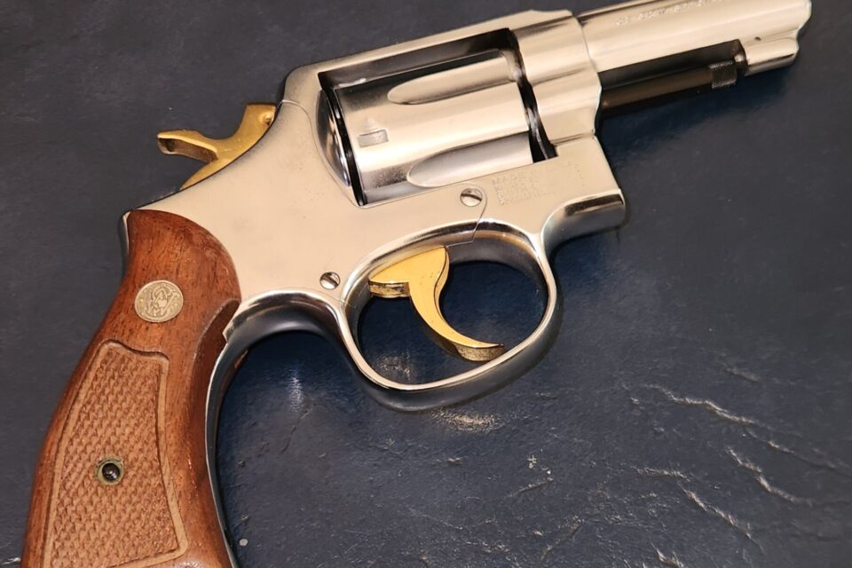 Satılık TABANCA – Smith & Wesson Model 10 – 38 Special – Taşıma Ruhsatlı – Antalya – İlan 35145 – Görsel 35147