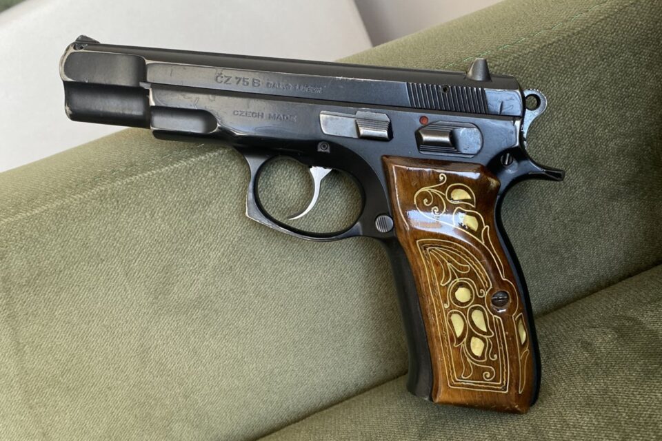Satılık TABANCA – CZ 75 – 9mm (9x19mm) – Taşıma Ruhsatlı – Konya – İlan 36070 – Görsel 36074