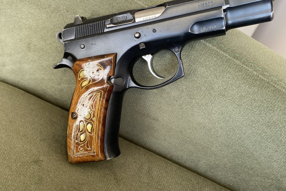 Satılık TABANCA – CZ 75 – 9mm (9x19mm) – Taşıma Ruhsatlı – Konya – İlan 36070 – Görsel 36073