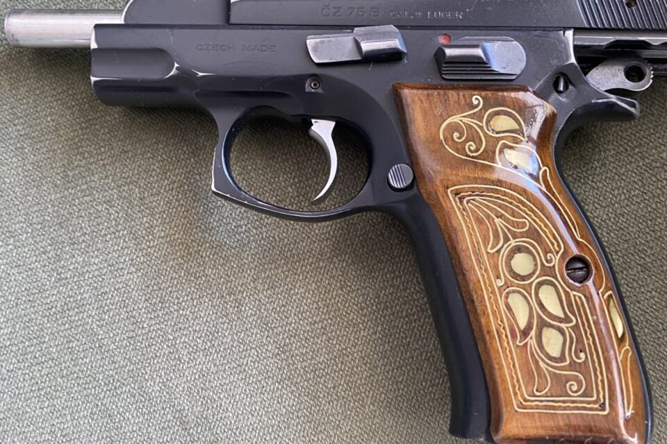 Satılık TABANCA – CZ 75 – 9mm (9x19mm) – Taşıma Ruhsatlı – Konya – İlan 36070 – Görsel 36072