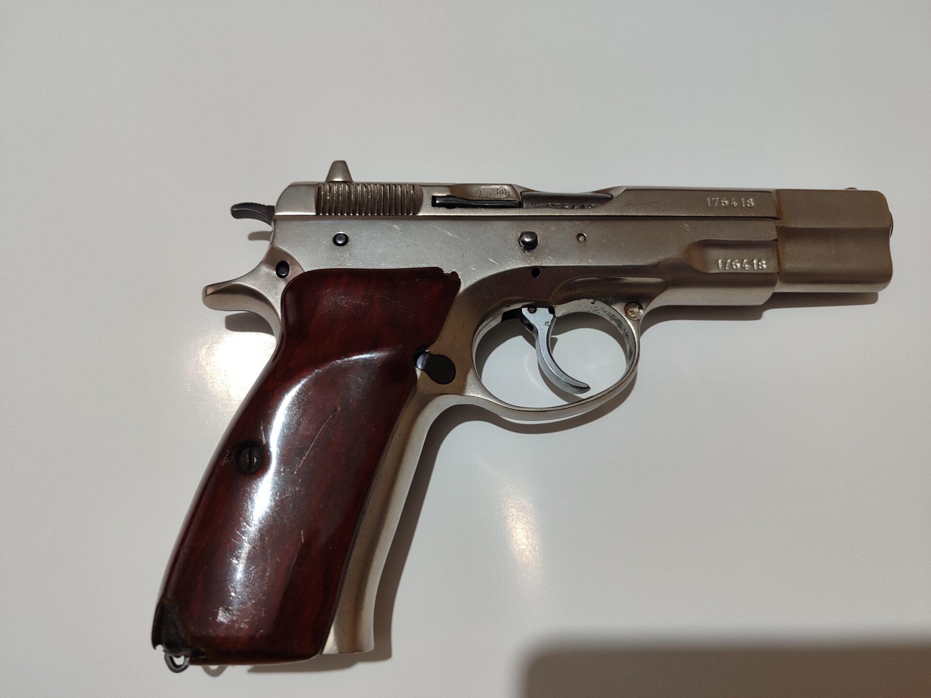 Satılık TABANCA – CZ 75 – 9mm (9x19mm) – Bulundurma Ruhsatlı – İstanbul – İlan 34790 – Görsel 34794