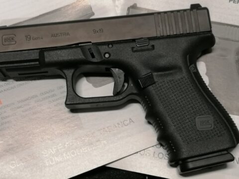 Satılık TABANCA – Glock 19 – 9mm (9x19mm) – Taşıma Ruhsatlı – Ankara – İlan 37716 – Görsel 37717