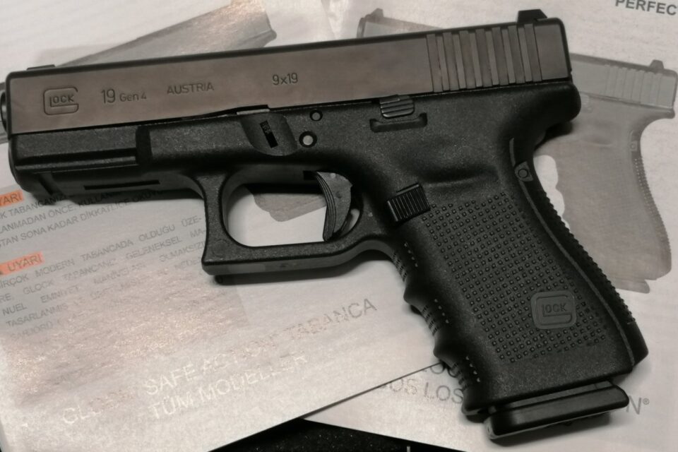 Satılık TABANCA – Glock 19 – 9mm (9x19mm) – Taşıma Ruhsatlı – Ankara – İlan 37716 – Görsel 37717