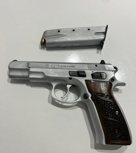 Satılık TABANCA – CZ 75 – 9mm (9x19mm) – Taşıma Ruhsatlı – İstanbul – İlan 37806 – Görsel 37808