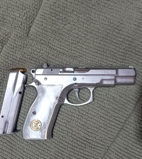 Satılık TABANCA – CZ 75 – 9mm (9x19mm) – Taşıma Ruhsatlı – Kahramanmaraş – İlan 40191 – Görsel 40193